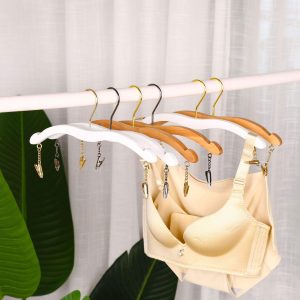 Customized eco-friendly plastic bra hanger