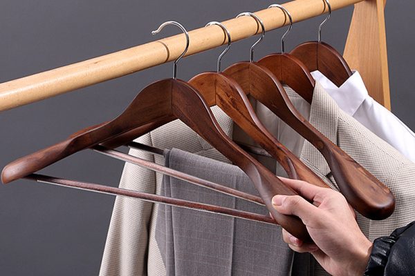 Personalize your closet with wooden hangers (1)